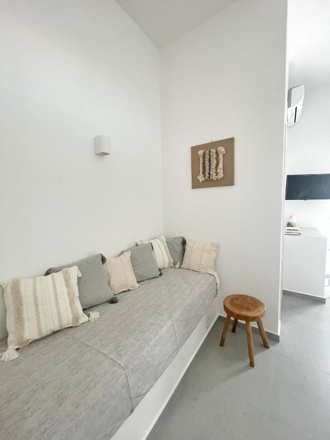 Kirki Rooms By The Sea Páros 외부 사진