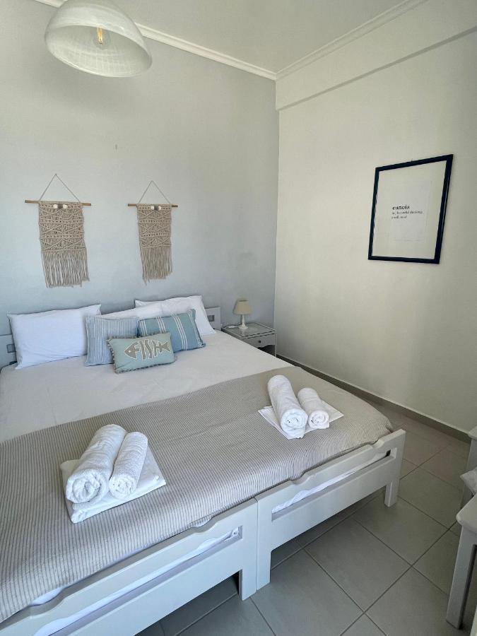 Kirki Rooms By The Sea Páros 외부 사진